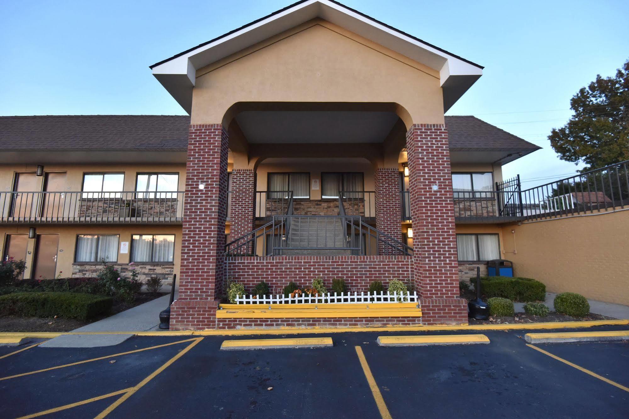 Western Hotel 3*